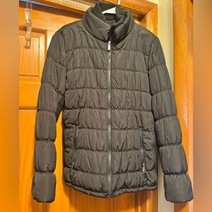 Black Down Women's short Puff Jacket